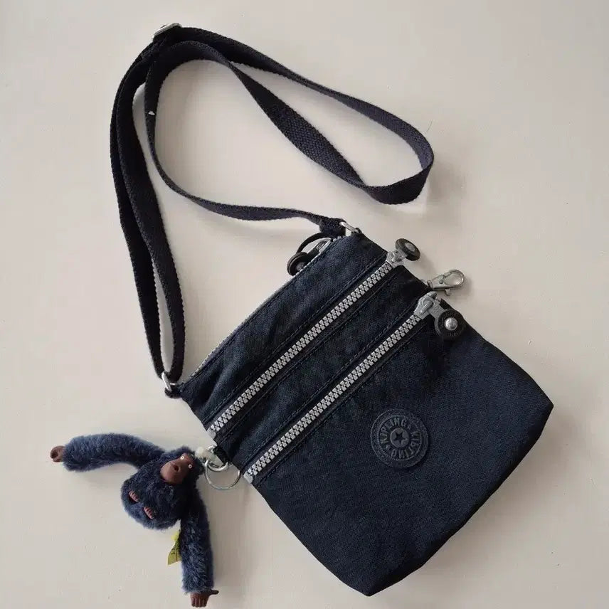 [BUNJANG] Kipling Mini Crossbody Bag Navy / 키플링 네이비 미니 크로스백