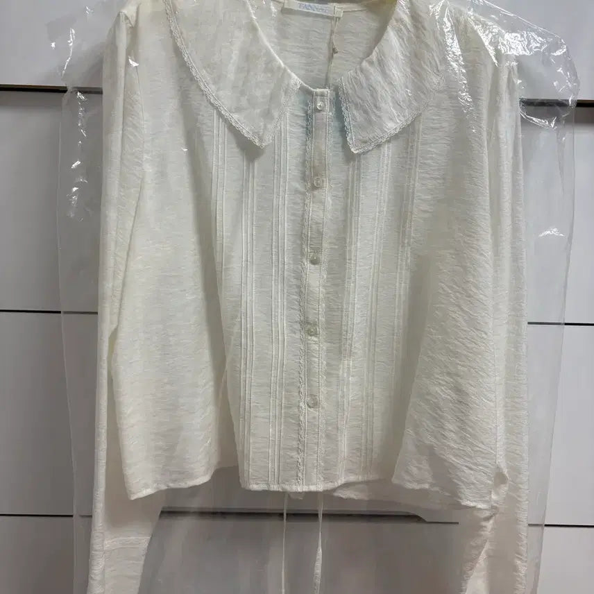 [BUNJANG] Tanat Blanc Tuck Blouse (Ivory) / 타낫 블랑 블라우스 T/T Blanc tuck blouse (ivory)
