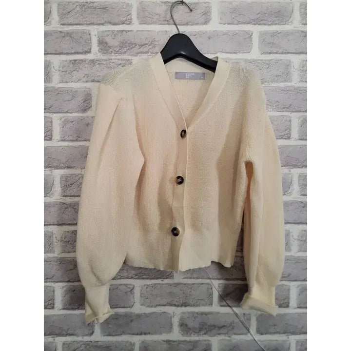 [BUNJANG] 8seconds Ivory Puff Sleeve Cardigan M / 에잇세컨즈 아이보리 퍼프소매 가디건 M/알뜰한여우