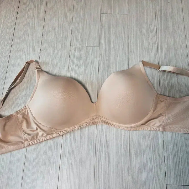 [BUNJANG] 로얄리윤 브라 80G 중고브라단품 / 로얄리윤 브라 80G 중고브라단품