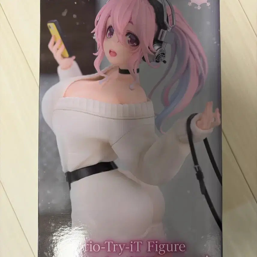 [BUNJANG] Super Sonico Winter Memory Figure (Sealed) / 미개봉) 슈퍼 소니코 윈터메모리 피규어