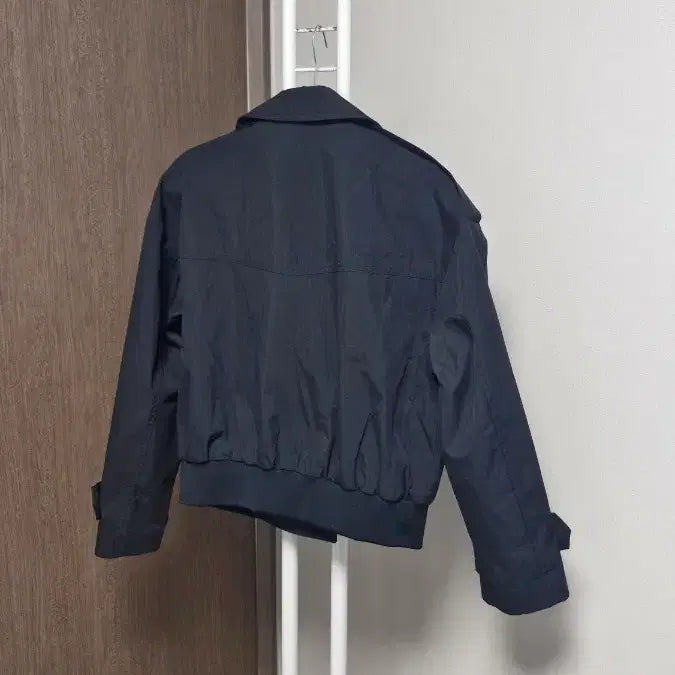 [SOLD OUT] 시슬리(42/90) 블랙 트렌치 봄버 자켓