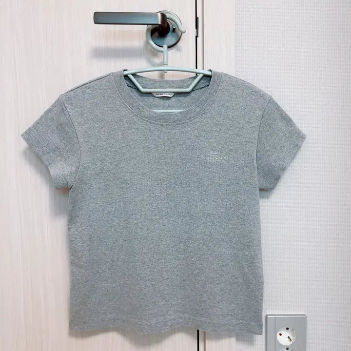 [SOLD OUT] 포유온 반팔티 그레이