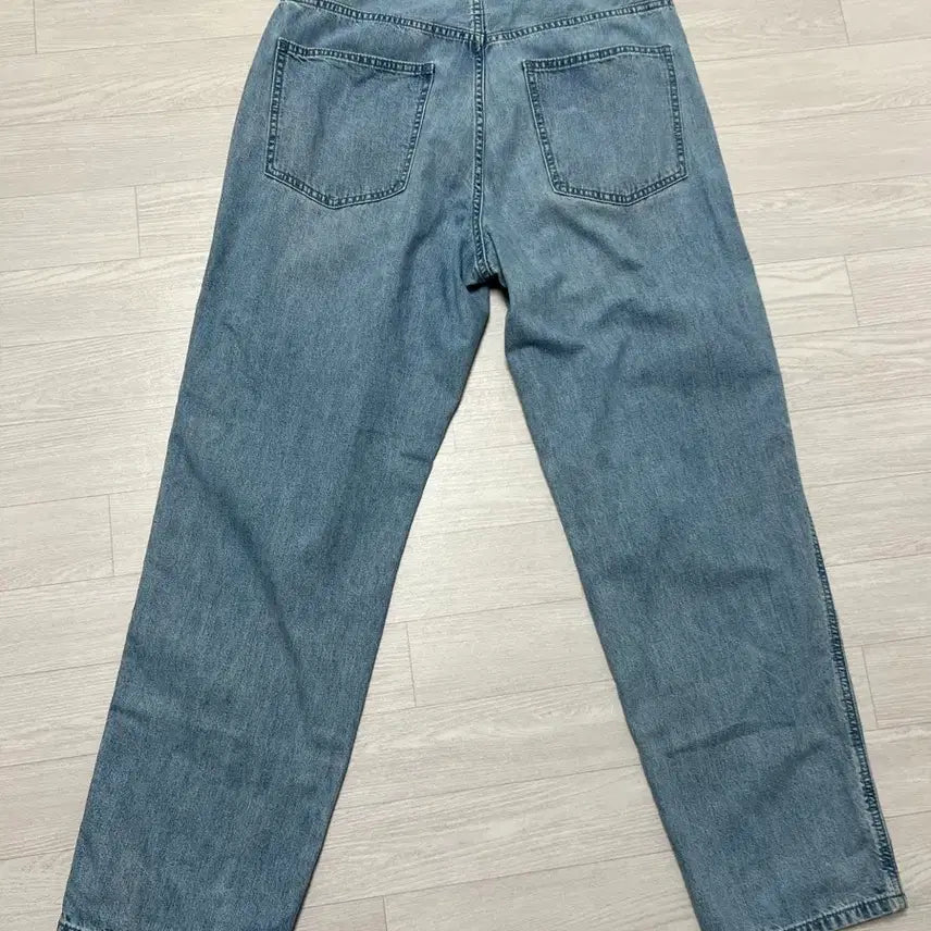 [SOLD OUT] 유니클로 32 (완죤새거임)