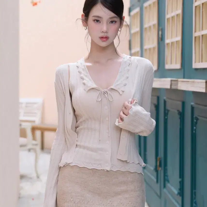 [BUNJANG] Kinda Mii Strap Knit Blouse + Cardigan Set Light Beige / 카인다미 스트랩 니트 블라우스+가디건 set 연베이지