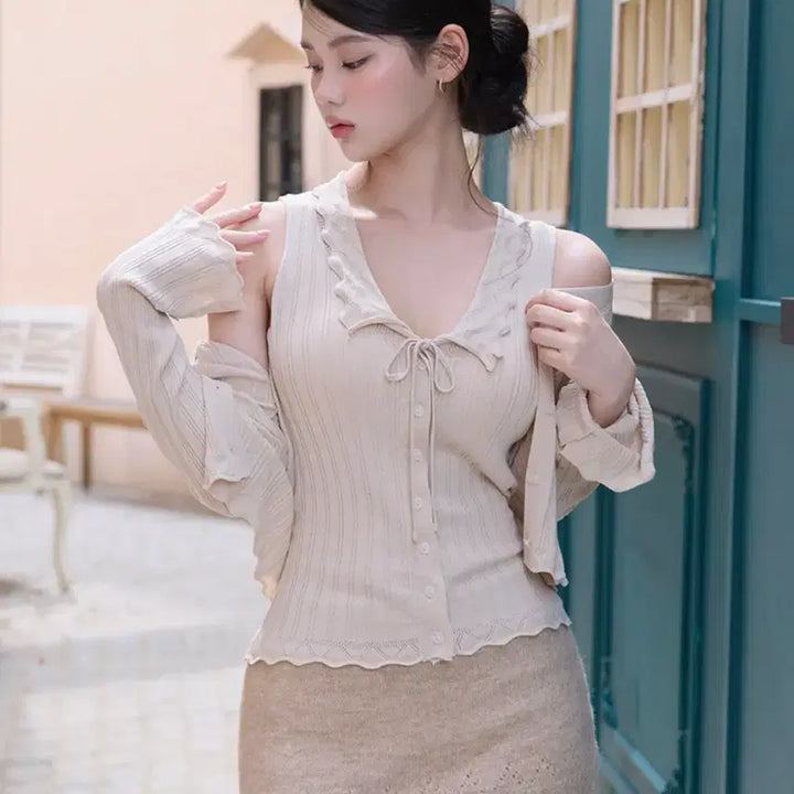 [BUNJANG] Kinda Mii Strap Knit Blouse + Cardigan Set Light Beige / 카인다미 스트랩 니트 블라우스+가디건 set 연베이지