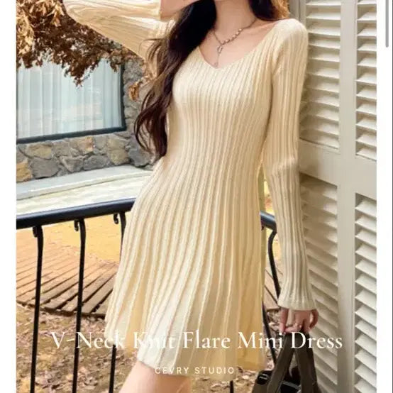 [BUNJANG] Knit Flare Mini Dress - Ivory / 니트 플레어 미니 원피스 아이보리 새상품