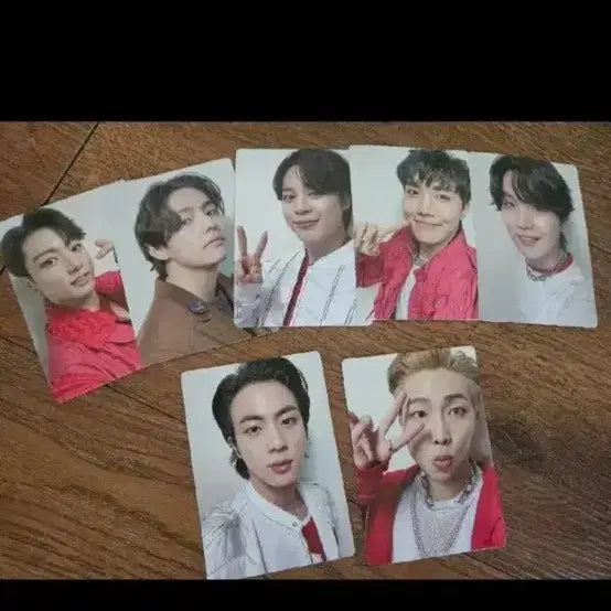 [BUNJANG] BTS 방탄소년단 보라색 탁상 시계 / BTS 방탄소년단 보라색 탁상 시계