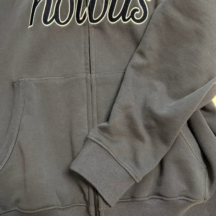 [BUNJANG] Hows Drive Logo Zip-Up / 호와스 drive logo good zip-up