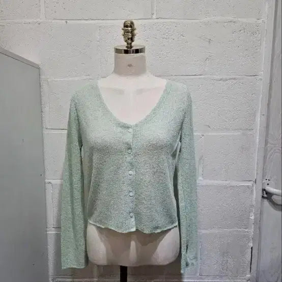 [BUNJANG] V-Neck Cardigan / 가디건