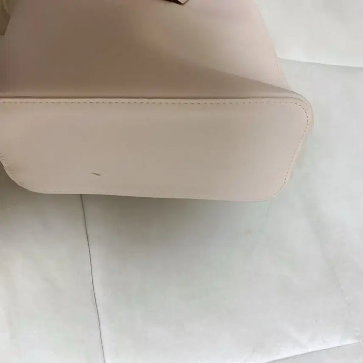 [SOLD OUT] 버클 도트 크로스백