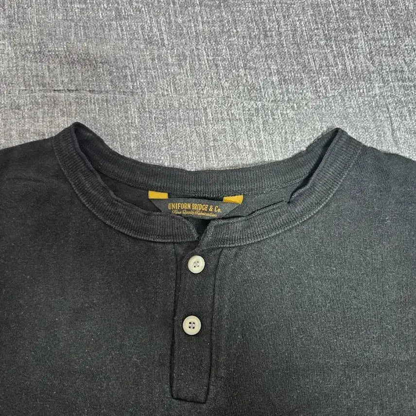 [SOLD OUT] 유니폼브릿지 헨리넥티셔츠
