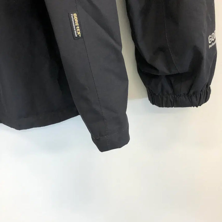 [SOLD OUT] 코오롱 고어텍스 바람막이자켓 100