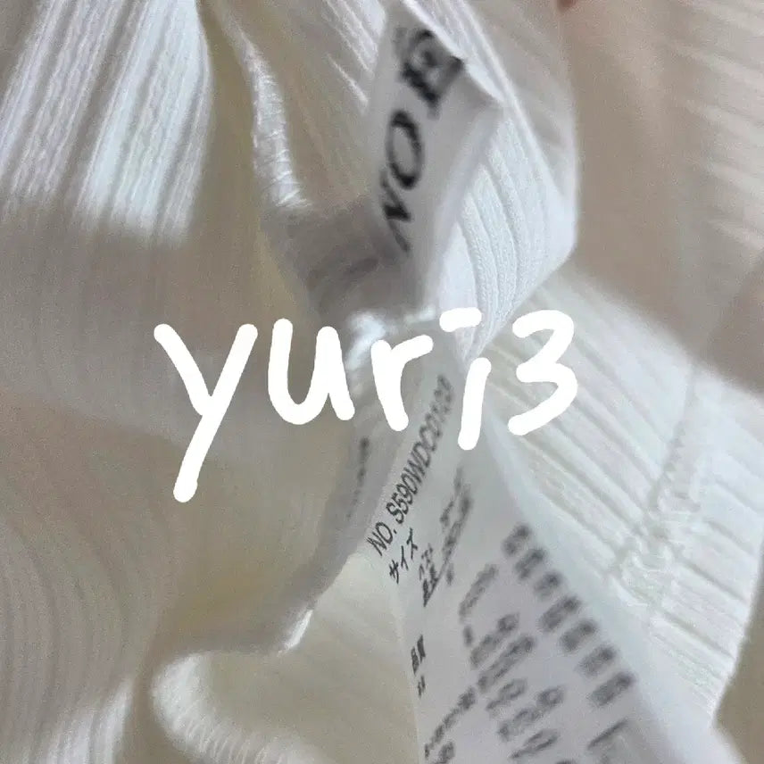 [SOLD OUT] 노에미 니트 블라우스 양산형 양지뢰 일브 리즈리사