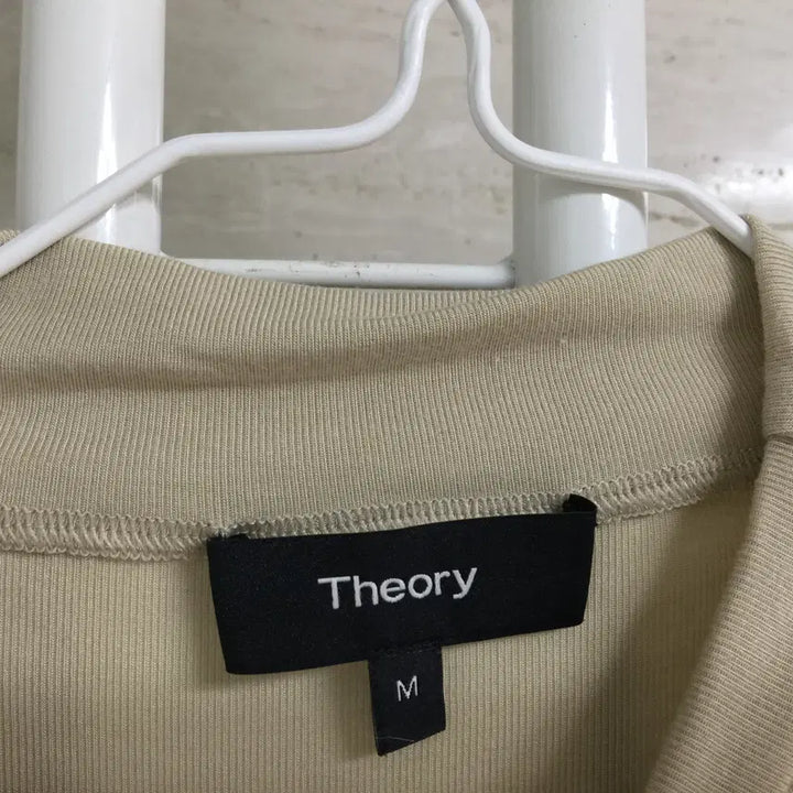 [BUNJANG] Theory 띠어리 반팔 티셔츠 M / Theory 띠어리 반팔 티셔츠 M