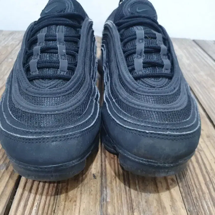 [SOLD OUT] 18년도 나이키 에어 베이퍼맥스 97 (240MM)