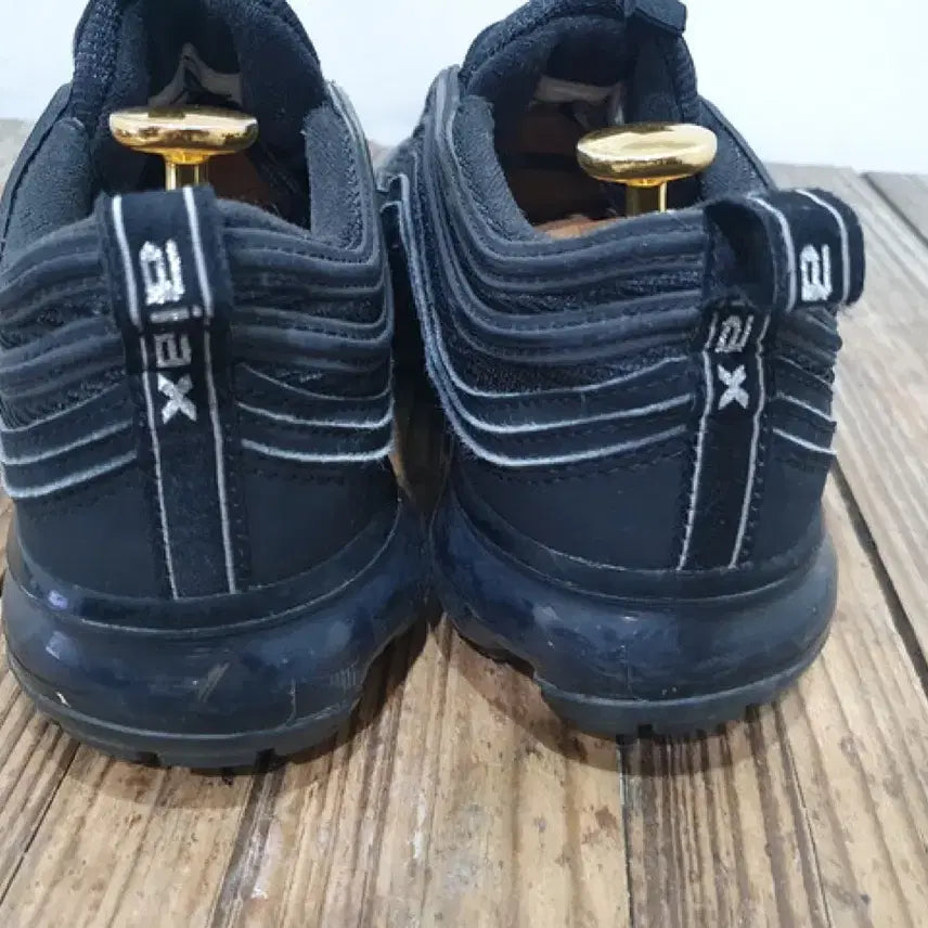 [SOLD OUT] 18년도 나이키 에어 베이퍼맥스 97 (240MM)
