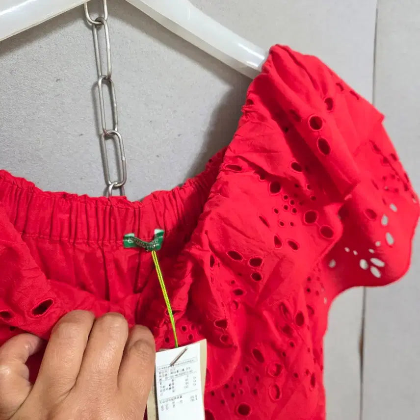 [BUNJANG] 베네통 아일렛 원피스 S  n4700   미착용제품 / 베네통 아일렛 원피스 S  n4700   미착용제품