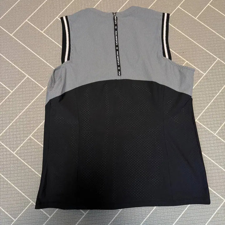 [SOLD OUT] 마코 스포츠 여성 민소매 티셔츠 / 90사이즈