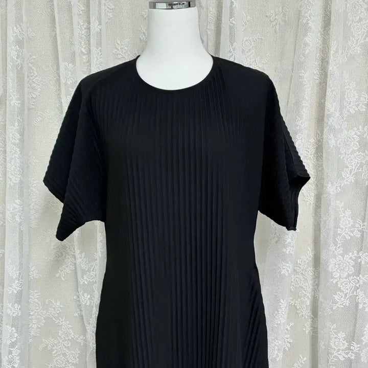 [SOLD OUT] S) 코스 COS 플리티드 미디 티셔츠 원피스 블랙