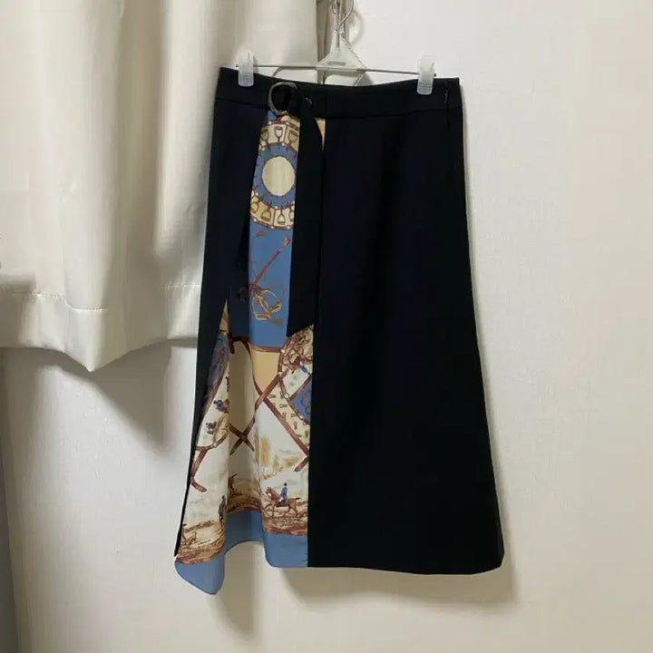 [SOLD OUT] 잇미샤 랩 스커트