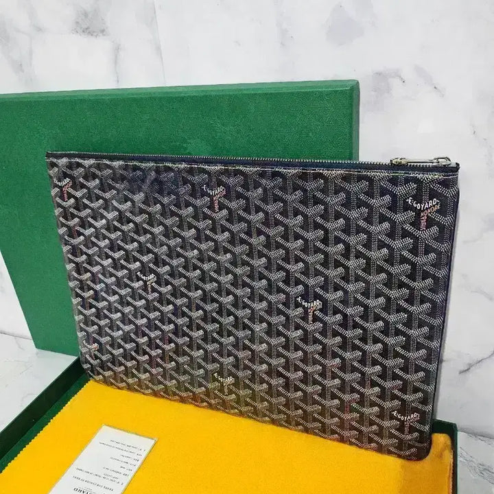 [SOLD OUT] 고야드 클러치백 네이비 Gm