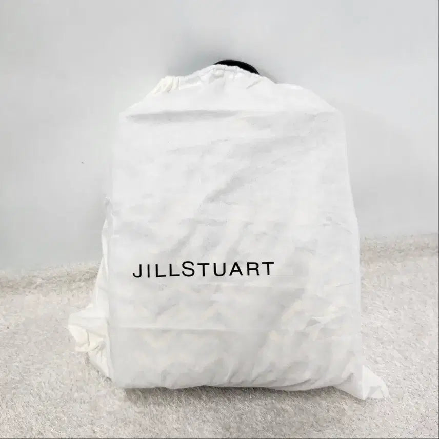 [BUNJANG] [정품] JILLSTUART 금장 로고 포인트 노트북 백팩 / [정품] JILLSTUART 금장 로고 포인트 노트북 백팩