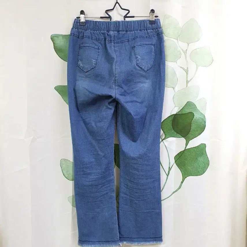 [SOLD OUT] 밴딩 부츠컷 청바지