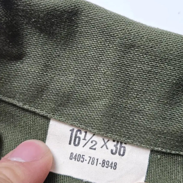 [SOLD OUT] 1960s OG107 백사틴 셔츠 오리지널 16 1/2