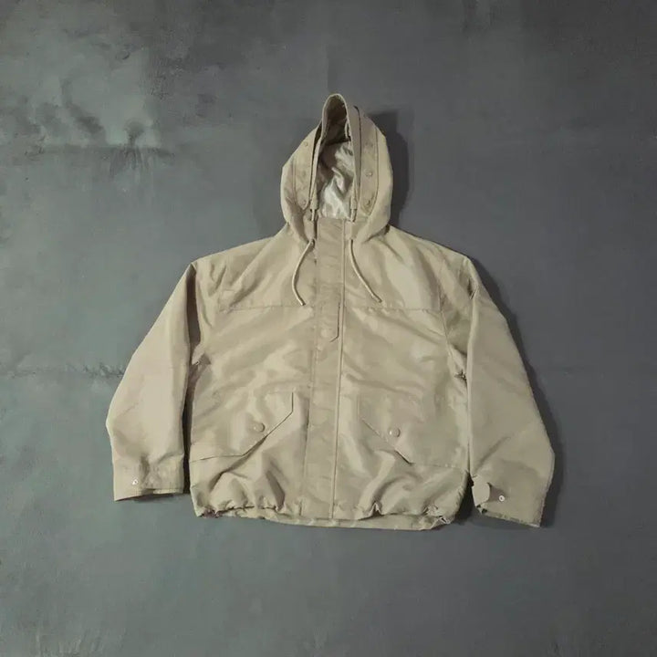 [BUNJANG] IRO 23FW 이로 나일론 후드 세미오버 자켓 L 베이지 / IRO 23FW 이로 나일론 후드 세미오버 자켓 L 베이지