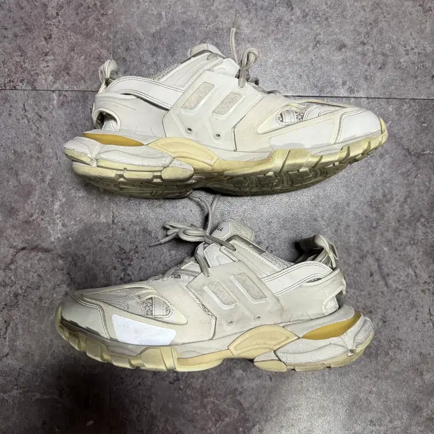 [BUNJANG] Balenciaga Track 40 Sneakers / 발렌시아가 트랙 40