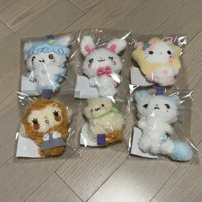 [SOLD OUT] CHARACTER DOLL KEY RING