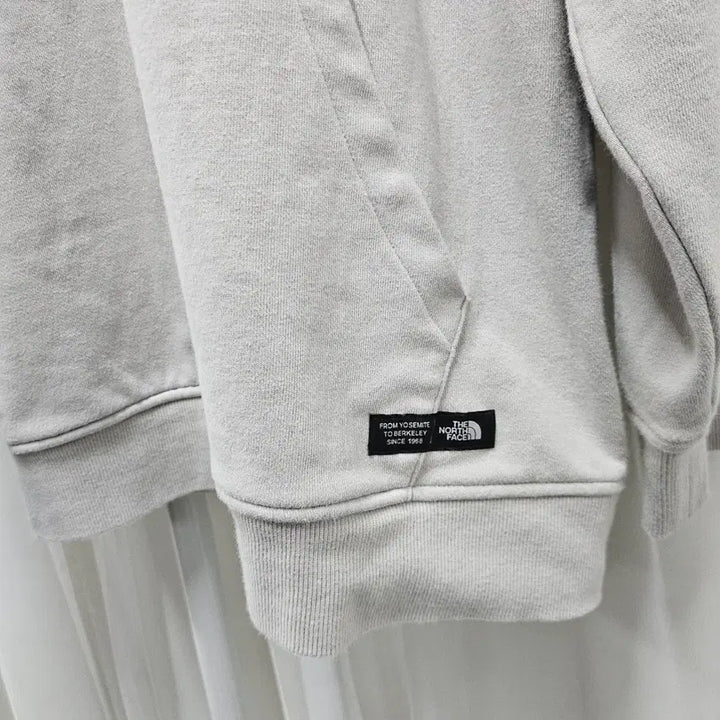 [SOLD OUT] 노스페이스 하프집업 후드티 회색
