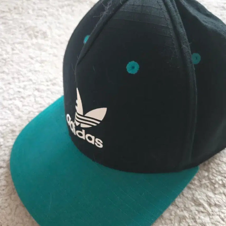 [BUNJANG] Adidas Snapback Cap / 아디다스 검정/청록 스냅백 모자