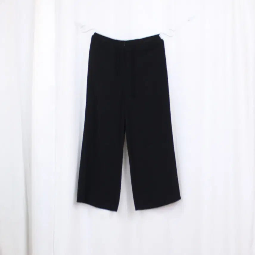 [BUNJANG] Benetton Wide Fit Side Banding Functional Slacks (Size 42) / [정품] 베네통 여성 와이드핏 사이드 밴딩 기능성 슬랙스 (42) 상상샵