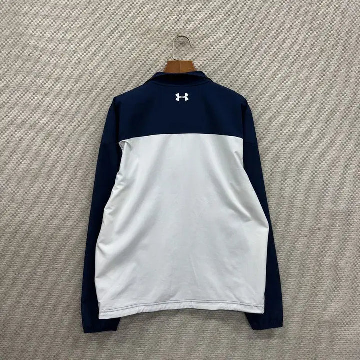 [BUNJANG] Under Armour Windbreaker Jacket M / 언더아머 바람막이 자켓 M D00012