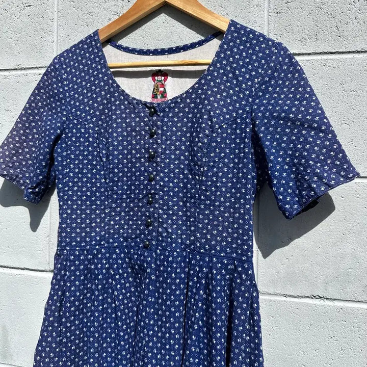 [BUNJANG] Austrian Tyrolean Floral Pattern Dress / 오스트리아 티롤 플라워 패턴 원피스