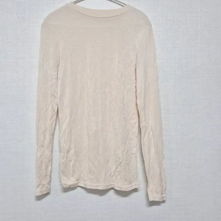 [SOLD OUT] 아이보리 라운드넥 긴팔 티셔츠