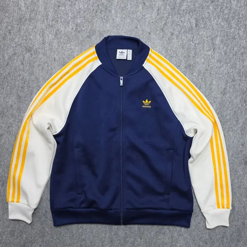 [SOLD OUT] 아디다스 아디컬러 클래식 오버사이즈 SST 트랙탑 져지 L