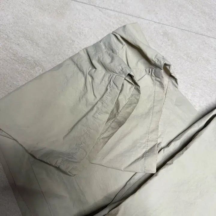 [BUNJANG] Sansan Gear Side Snap Pants Ice Beige / [1] 산산기어 사이드 스냅 팬츠 아이스 베이지 - 22FW 판매  상태