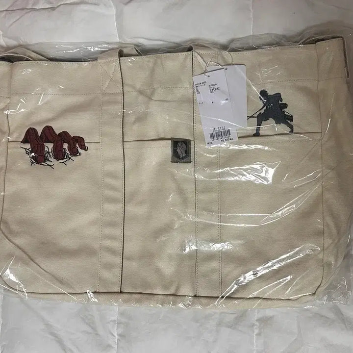 [BUNJANG] 진격의 거인 x graniph 콜라보 에렌 토트백 미개봉 / 진격의 거인 x graniph 콜라보 에렌 토트백
