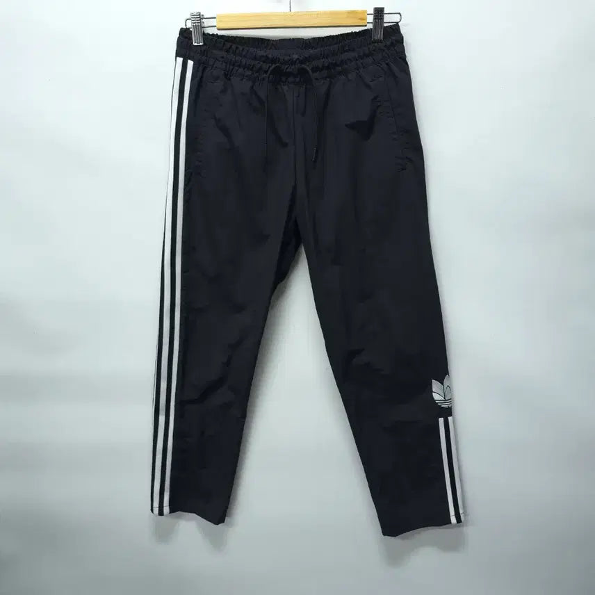 [SOLD OUT] 아디다스 사이드 트레포일 바스락 9부팬츠 (27~29)