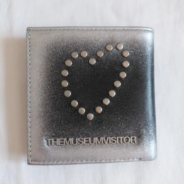 [BUNJANG] The Museum Visitor Silver Wallet / 더 뮤지엄비지터 지갑