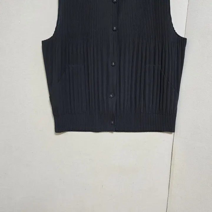 [SOLD OUT] 활용하기좋은 조끼 점퍼 FF   n4708