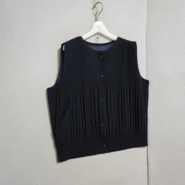 [SOLD OUT] 활용하기좋은 조끼 점퍼 FF   n4708