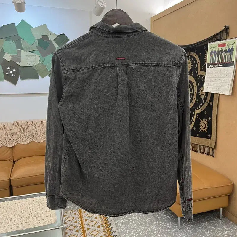 [SOLD OUT] 푸부 올드스쿨 레트로 스트릿 슬림핏 흑청 데님셔츠 95 C11063