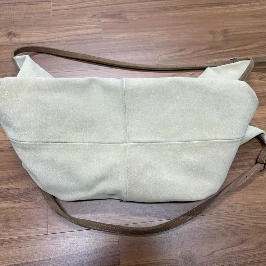 [SOLD OUT] 글로니 스웨이드 숄더백 빅백