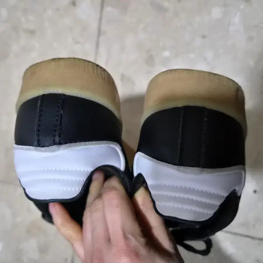 [BUNJANG] Adidas Samba Black Sneakers / 아디다스 삼바 블랙 스니커즈 230