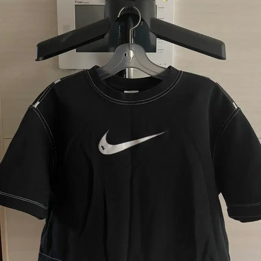 [BUNJANG] Nike Cropped Short Sleeve T-Shirt / 나이키 크롭 반팔티