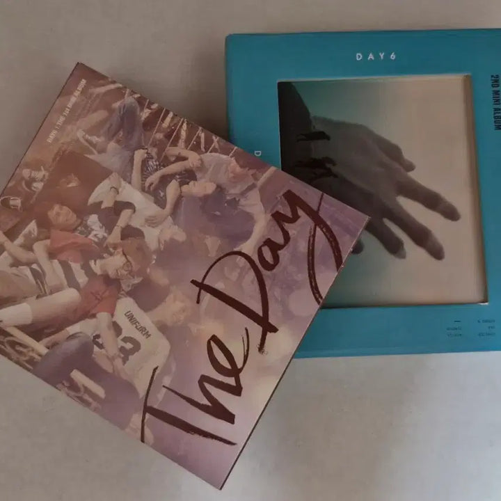 [BUNJANG] DAY6 The Day &amp; DAY DREAM Album Set / 데이식스 더데이 개봉반
